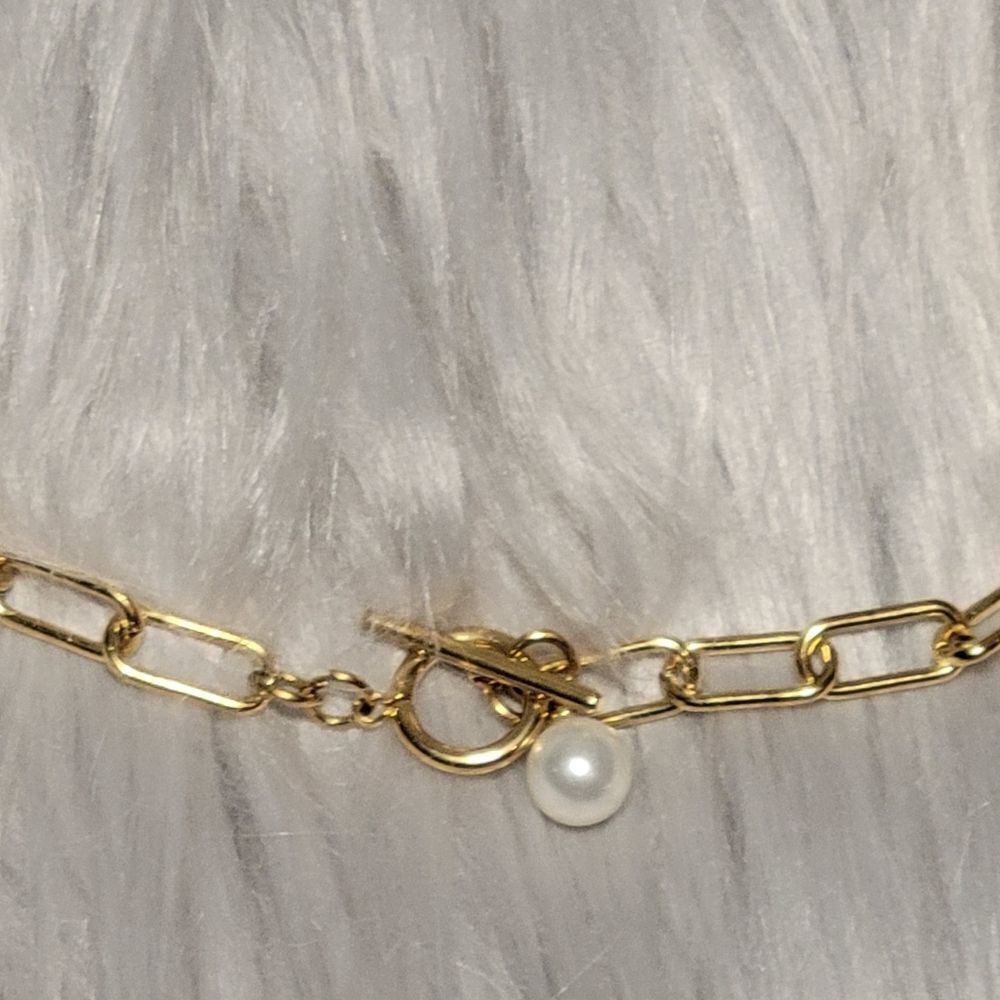 Chain Toggle Necklace - Picture 11 of 12